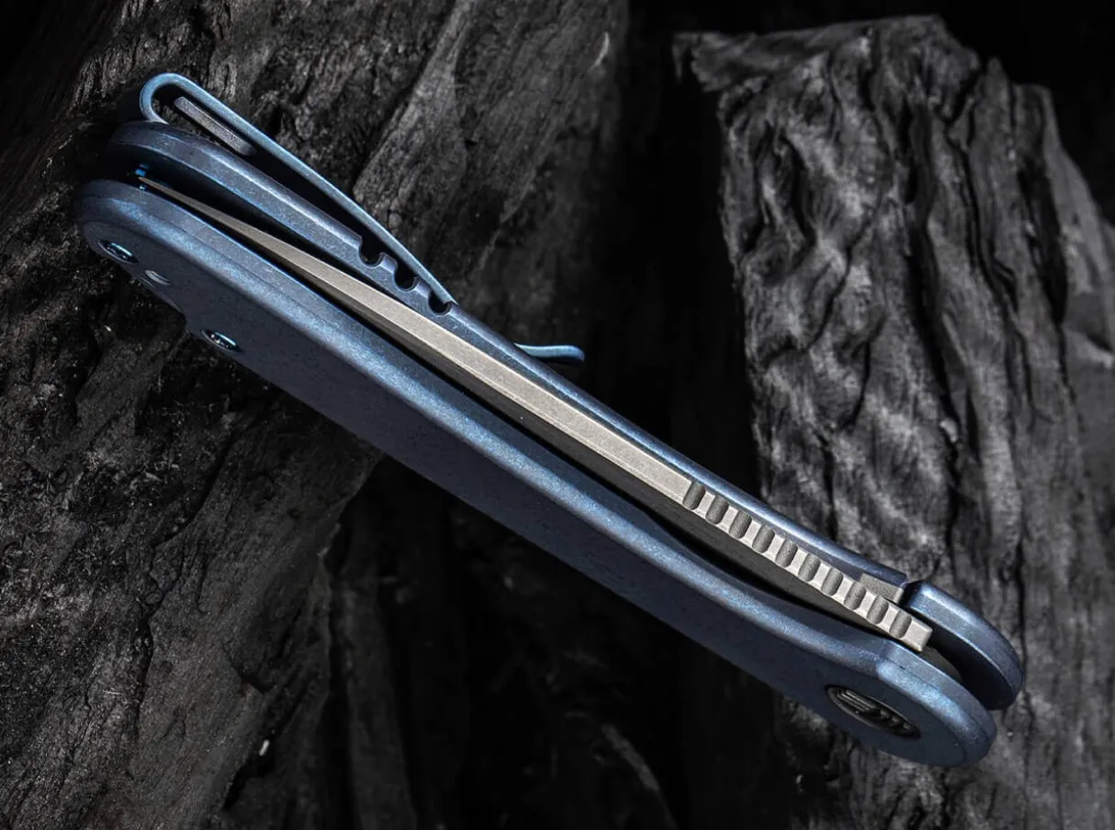 Elementum Titanium Blue