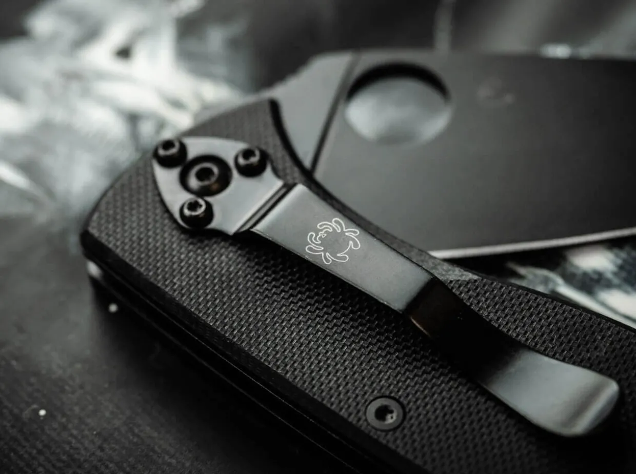 Tenacious Black Plain